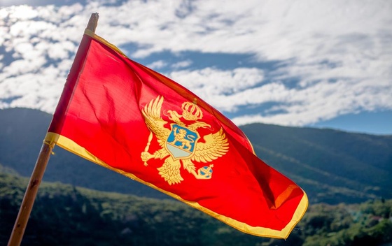 Mali i Zi heq udhëtimin pa viza për rusët