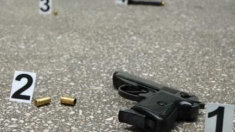 Ekskluzive   Alarm për të shtëna në një fshat të Vushtrrisë   Policia gjen tri gëzhoja  autori në arrati