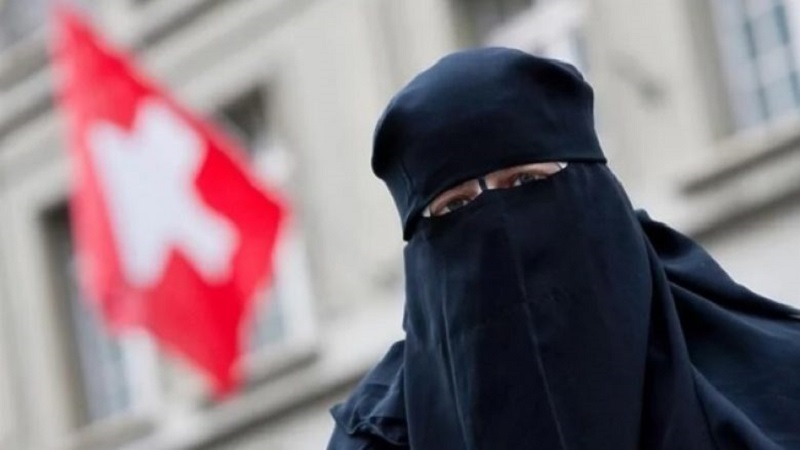 Pas ndalimit të mbulimit të fytyrës në Zvicër, reagon komuniteti mysliman