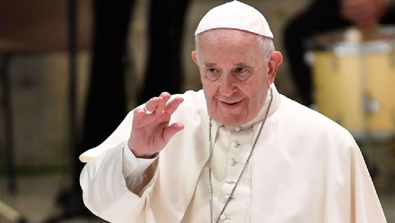 Vatikani kundër ndryshimit të gjinisë, Papa: Njerëzit duhet të pranojnë trupat e tyre si dhuratë nga Zoti