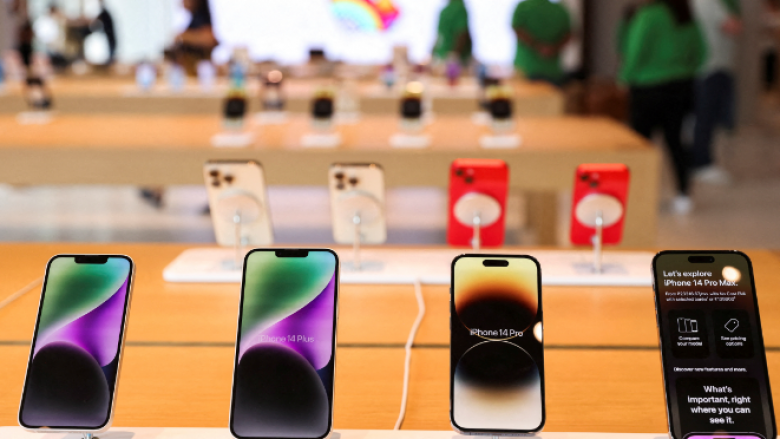 Apple humb vendin e parë si prodhues global, kryeson listën Samsung