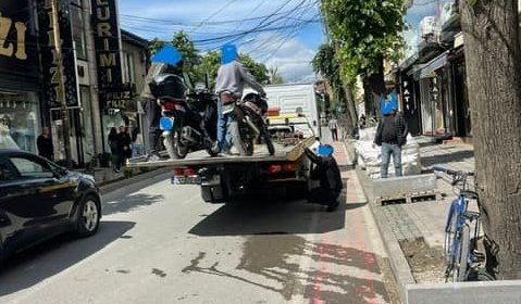 Policia sekuestron 14 motoçikleta dhe shqipton 42 gjoba në Prizren për kundërvajtje në trafik