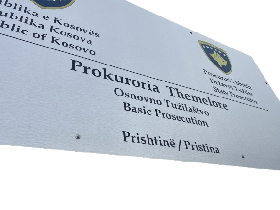 Prokuroria ndalon tre persona për lejeqëndrime të dyshuara të paligjshme  dy prej tyre zyrtarë të MPB së