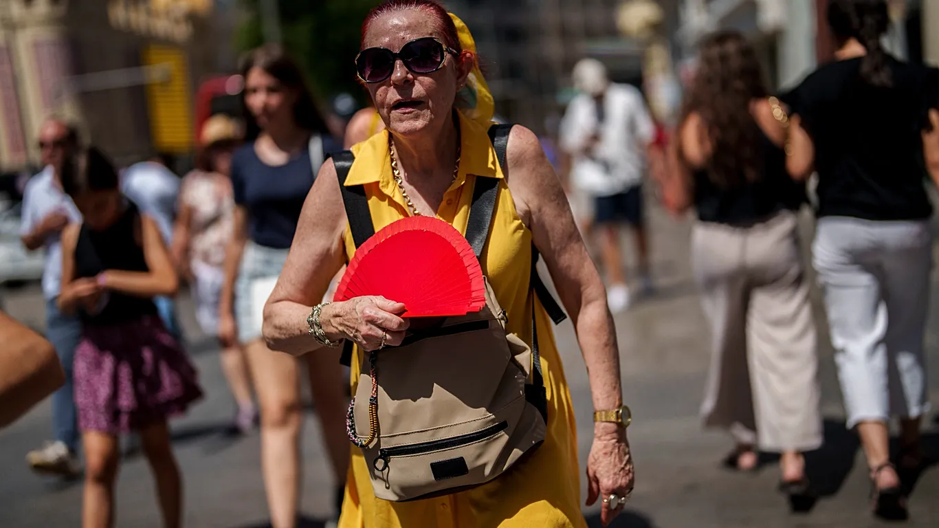 Spanja përfshihet nga vala e parë e të nxehtit  temperaturat pritet të arrijnë deri në 45°C