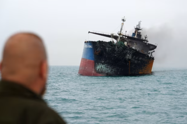 Tre marinarë indianë mbetën të vrarë  India thërret diplomatin amerikan për sqarime