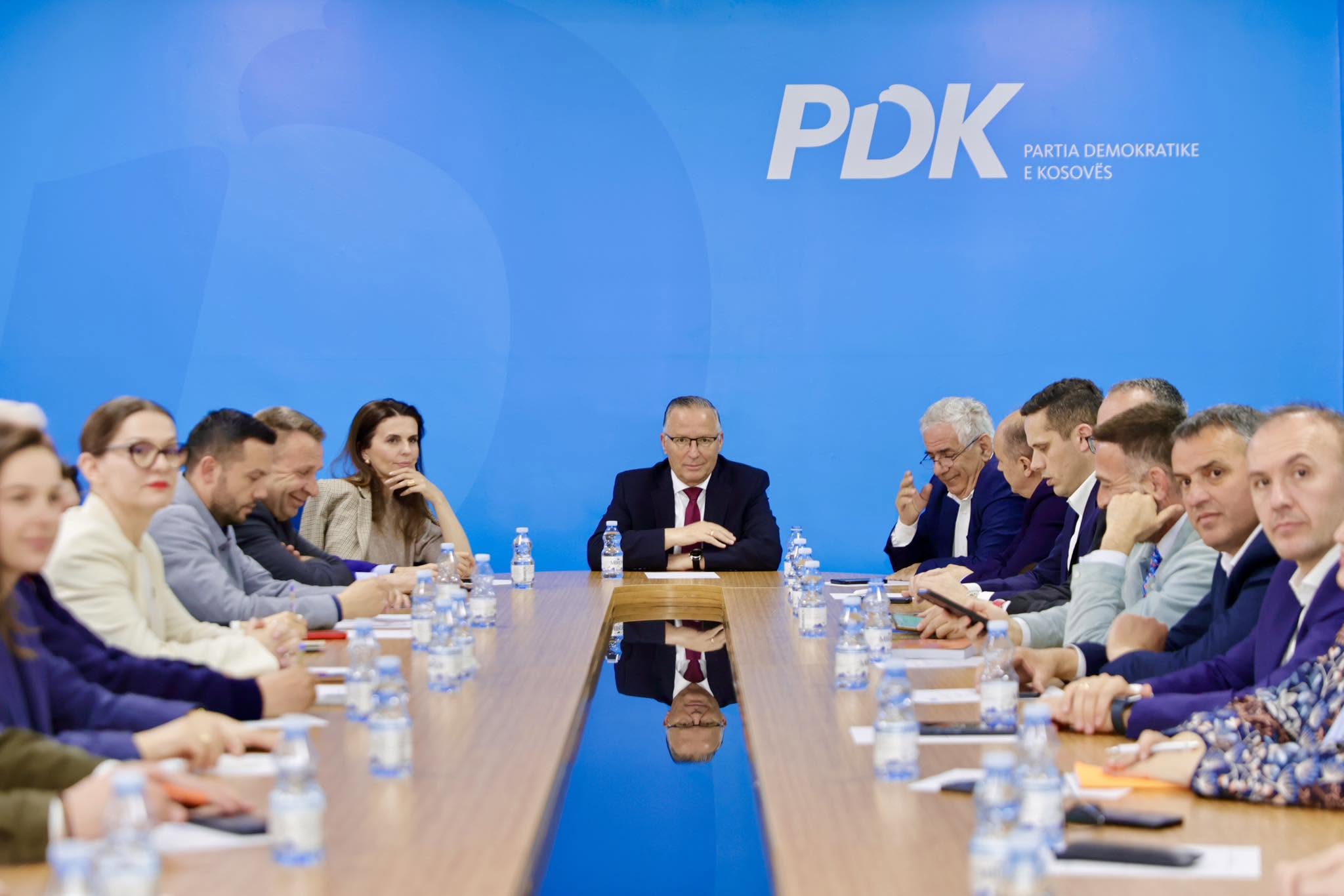 Këto janë votat e para për kandidatët e PDK së për deputetë   kush po prin 