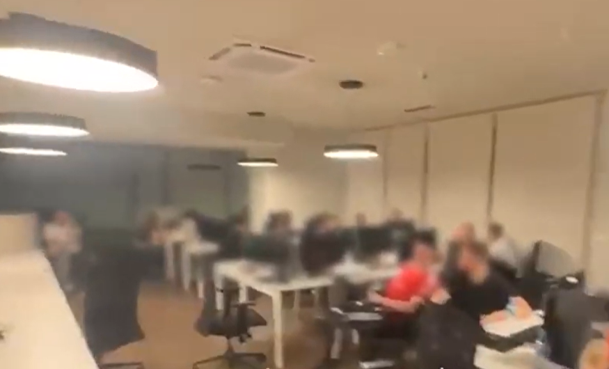 Zbulohet call center mashtrimi në Tiranë  4 të arrestuar dhe 49 persona nën hetim