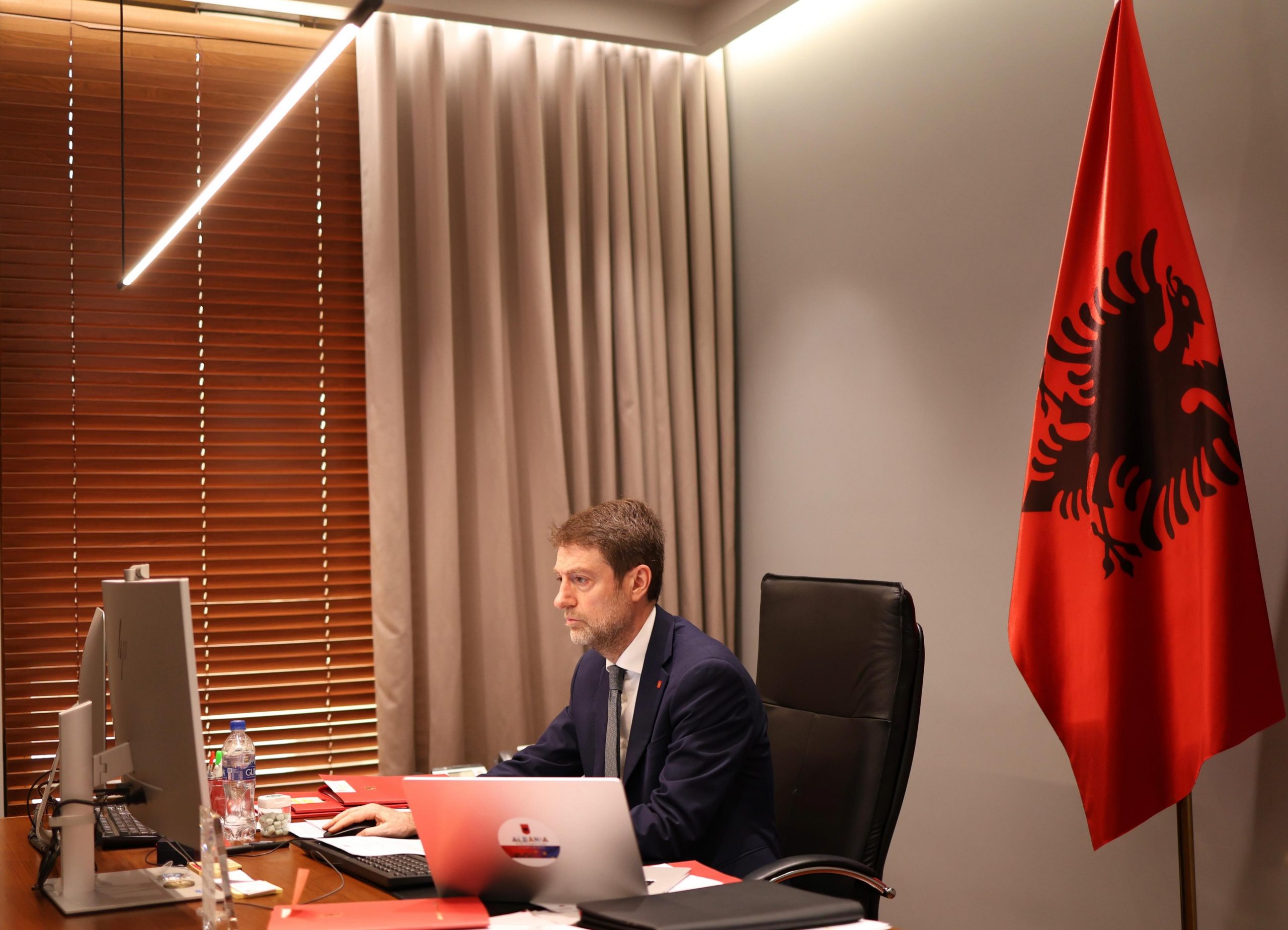 Kryediplomati shqiptar  Urime Kosovës për zgjedhjet  presim bashkëpunim të ngushtë