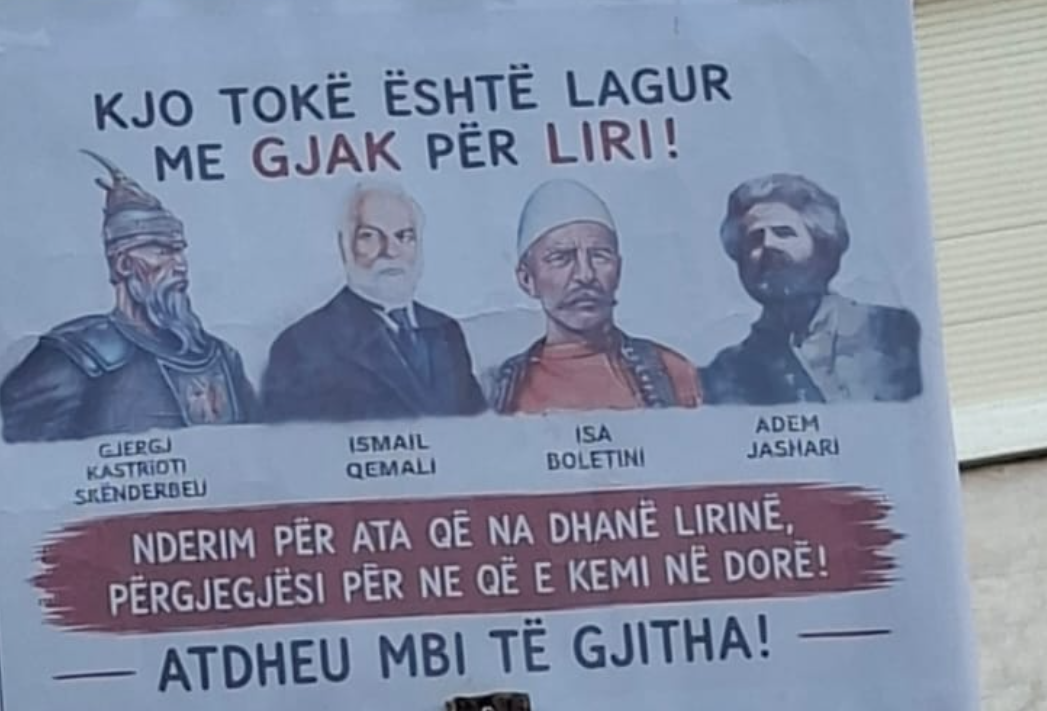 Protesta e 11 të para Kryeministrisë  pankartat që tërhoqën vëmendjen