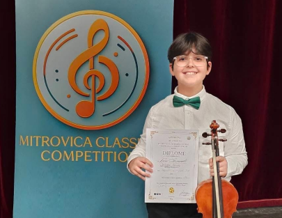 Lum Ismaili fitues absolut në Mitrovica International Classical Competition