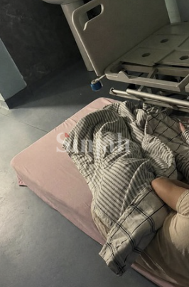 Prindi alarmon për gjendjen në Klinikën e Pediatrisë  Kemi fjetur në tokë  klimat nuk punojnë  mungon higjiena