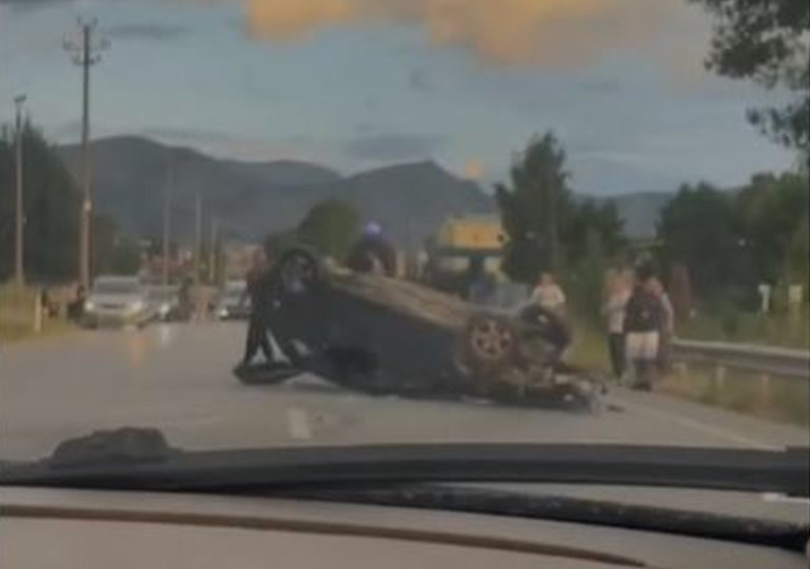 Aksident i rëndë në rrugën Korçë   Maliq  një i lënduar