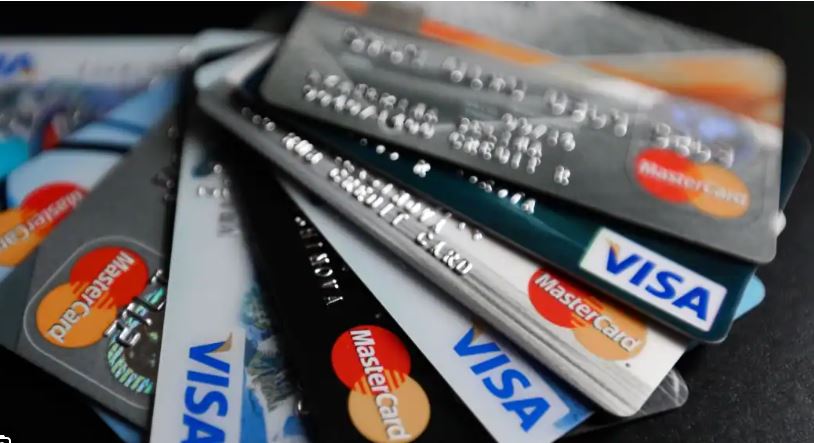 Aksion kundër mashtrimeve kibernetike  Zbulohet skema me SMS të rreme bankare  dy të arrestuar në Prishtinë