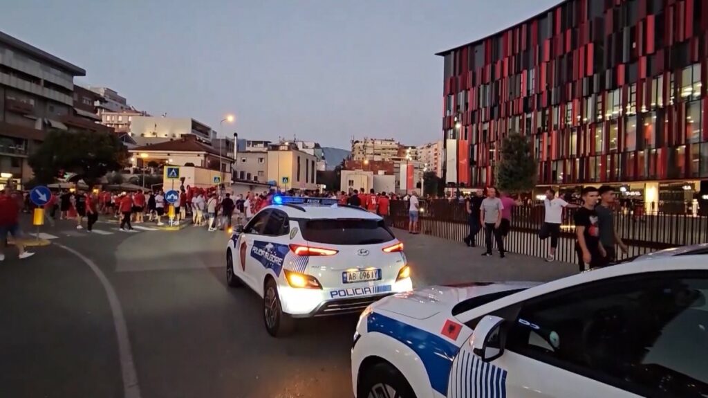 Policia vendos masa të rrepta sigurie për ndeshjen Shqipëri Luksemburg në  Air Albania 