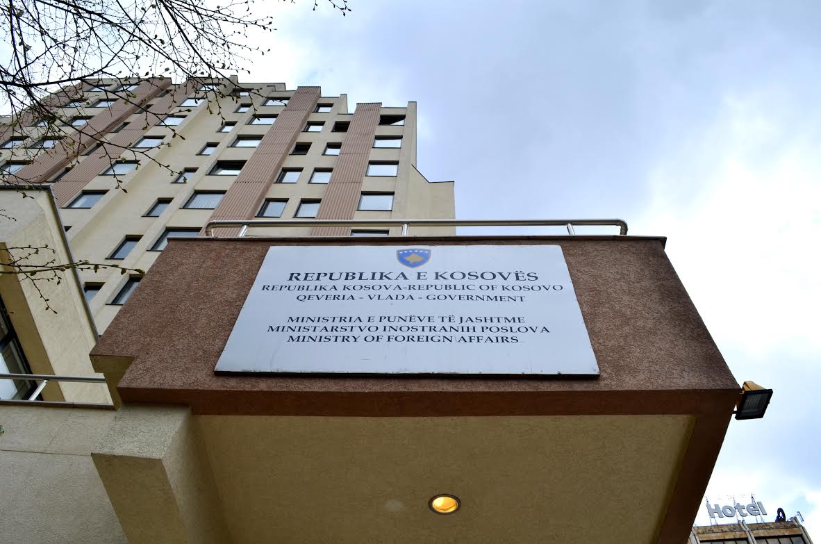Skandal në MPJD  ZKA zbulon shkelje në prokurim dhe diplomatë që kanë tejkaluar mandatet në misione