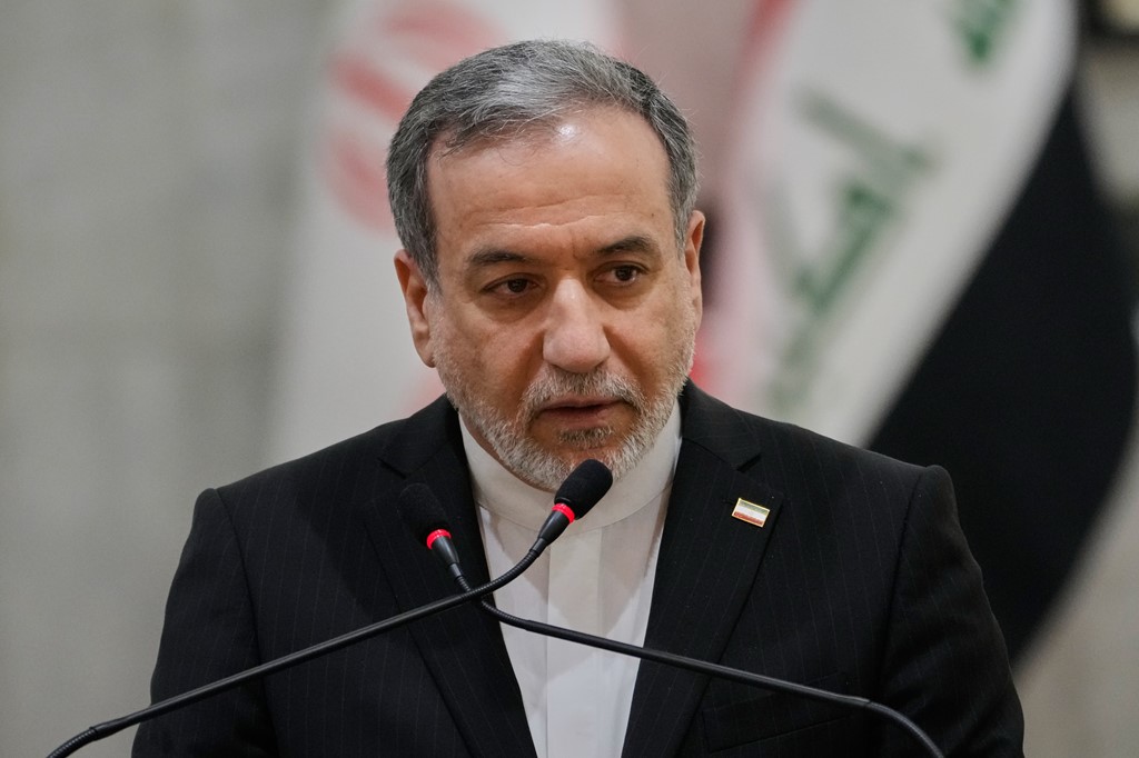 Pavarësisht tensioneve të fundit, Ministri i Jashtëm i Iranit udhëton