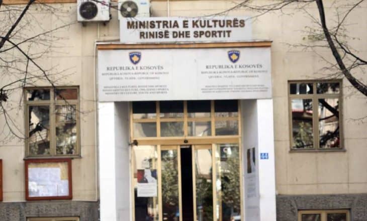 Ministria e Sportit dhe Rinisë ndan rreth 400 mijë euro për bileta avioni për udhëtime zyrtare