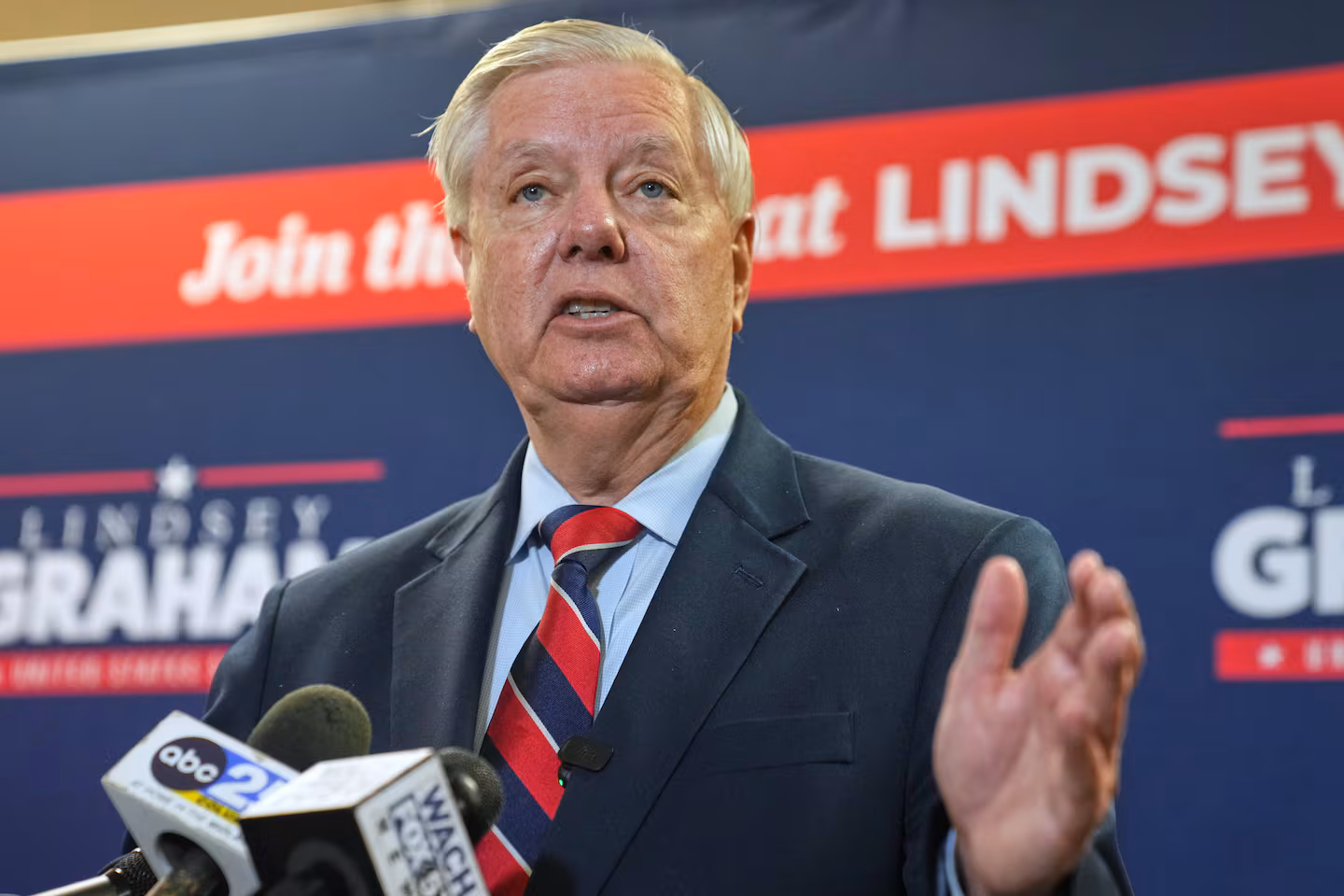 Vdes në moshën 71 vjeçare senatori amerikan Lindsey Graham