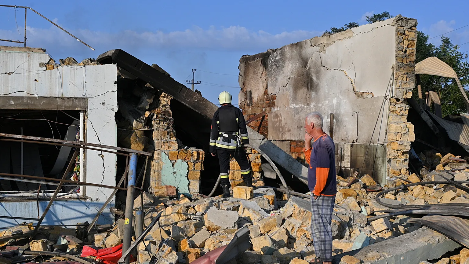 Sulmet ruse me dronë dhe raketa vrasin 7 persona në Ukrainë, mbi 67